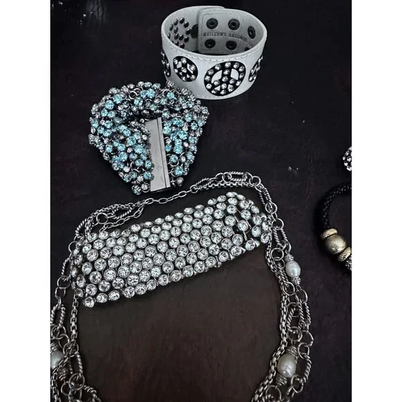 Gorgeous BLINGY lot of 6 assorted jewelry pieces - Picture 6 of 9